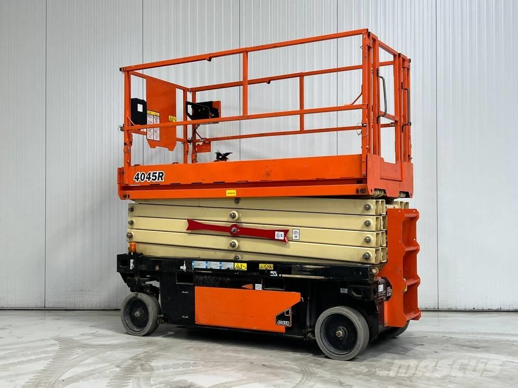 JLG 4045R Škaraste platforme