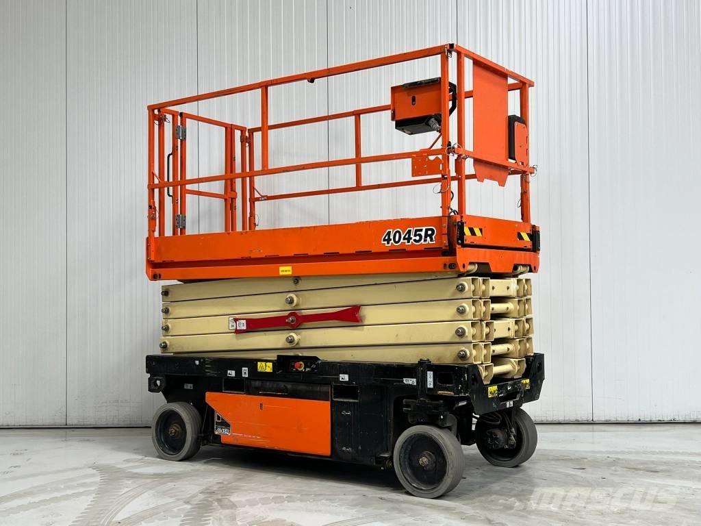 JLG 4045R Škaraste platforme