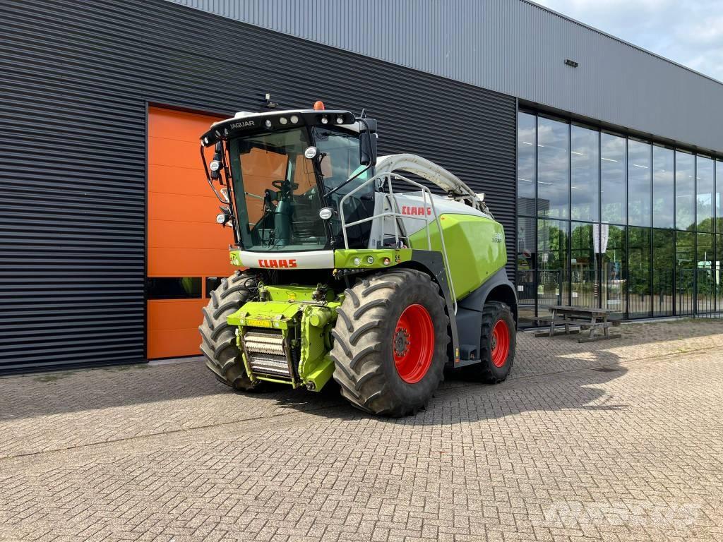 CLAAS Jaguar 930 Strojevi za krmu na vlastiti pogon