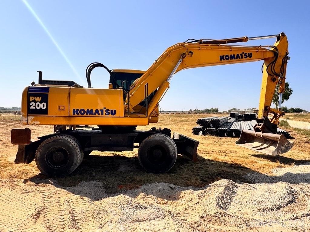 Komatsu PW 200-7K Bageri na kotačima
