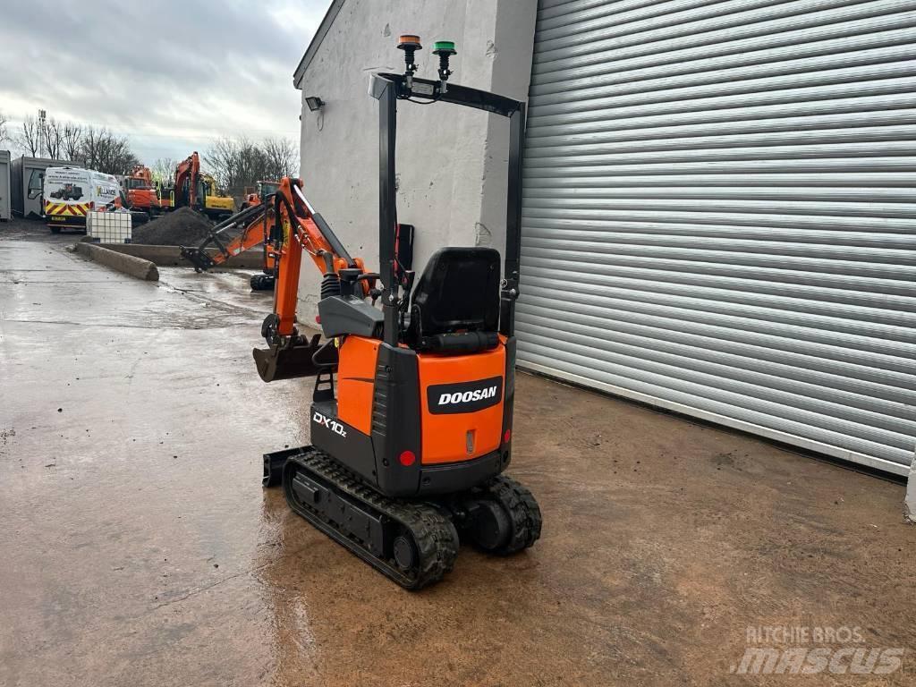 Doosan DX 10 Z Mini bageri <7t