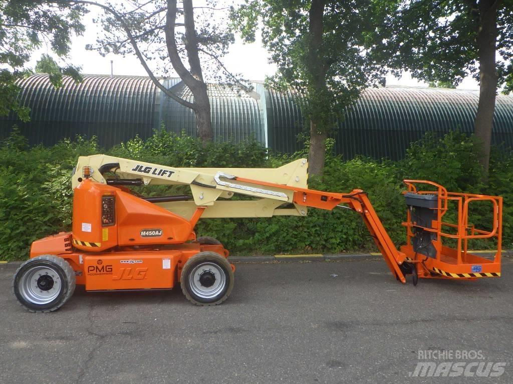 JLG M450AJ Zglobne podizne platforme