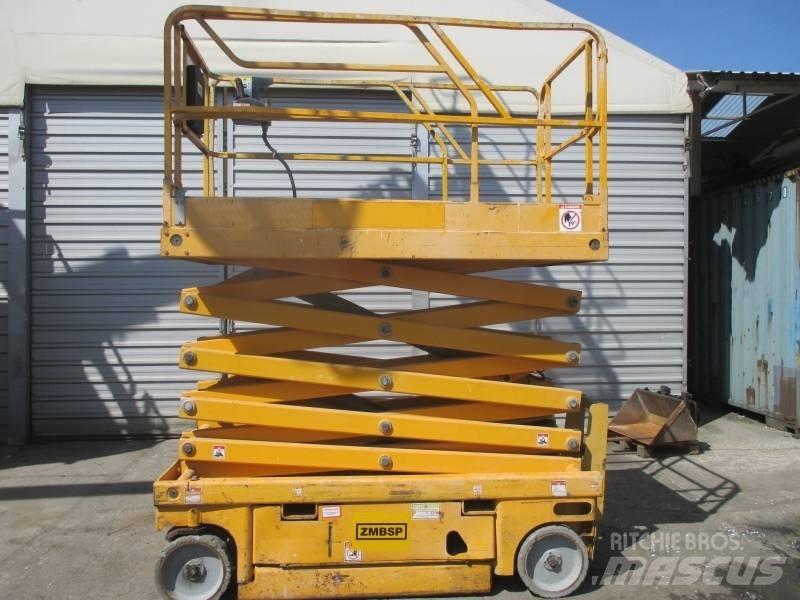 Haulotte Compact 12 Škaraste platforme