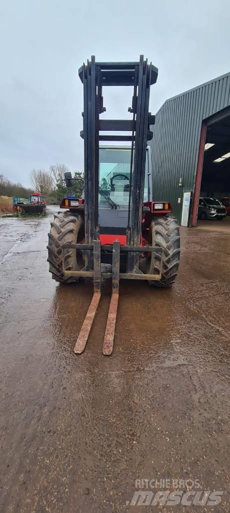 Manitou M 26.4 Terenski viličar