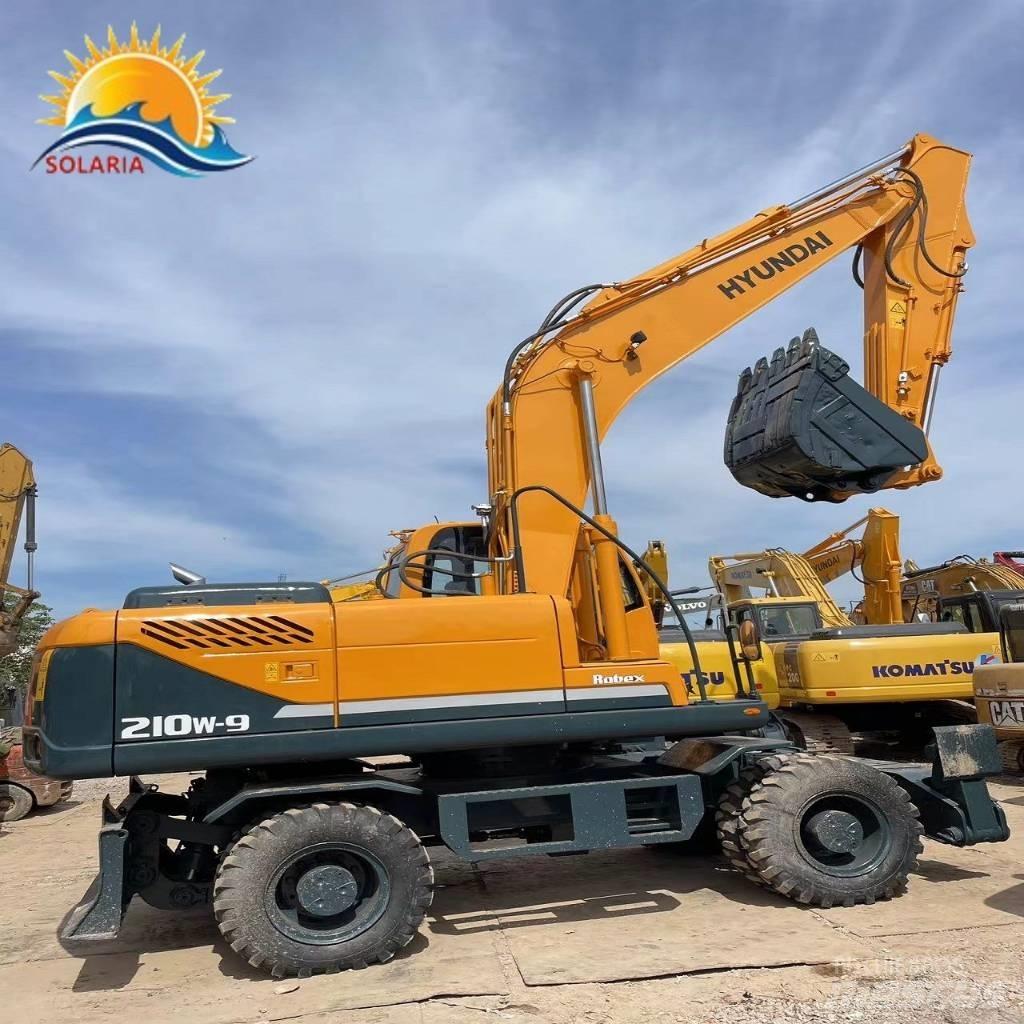 Hyundai R210W-9 Bageri na kotačima