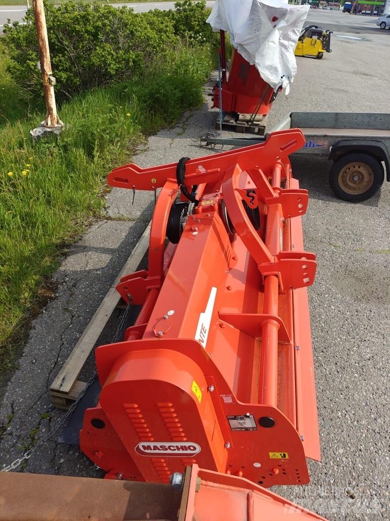 Maschio Bisonte 300 Kosilice za pašnjak