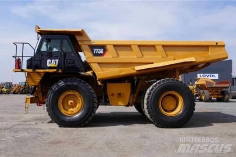 CAT 773E Zglobni demperi