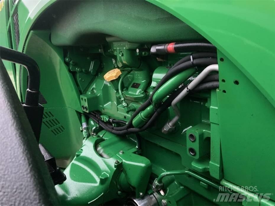 John Deere 8370 R Traktori