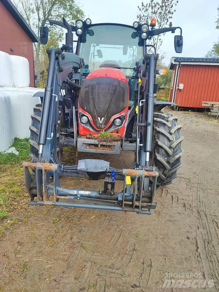 Valtra A 75 Traktori