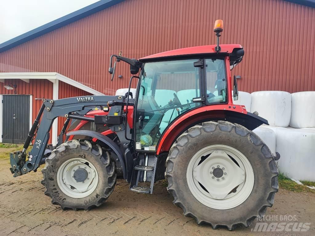 Valtra A 75 Traktori