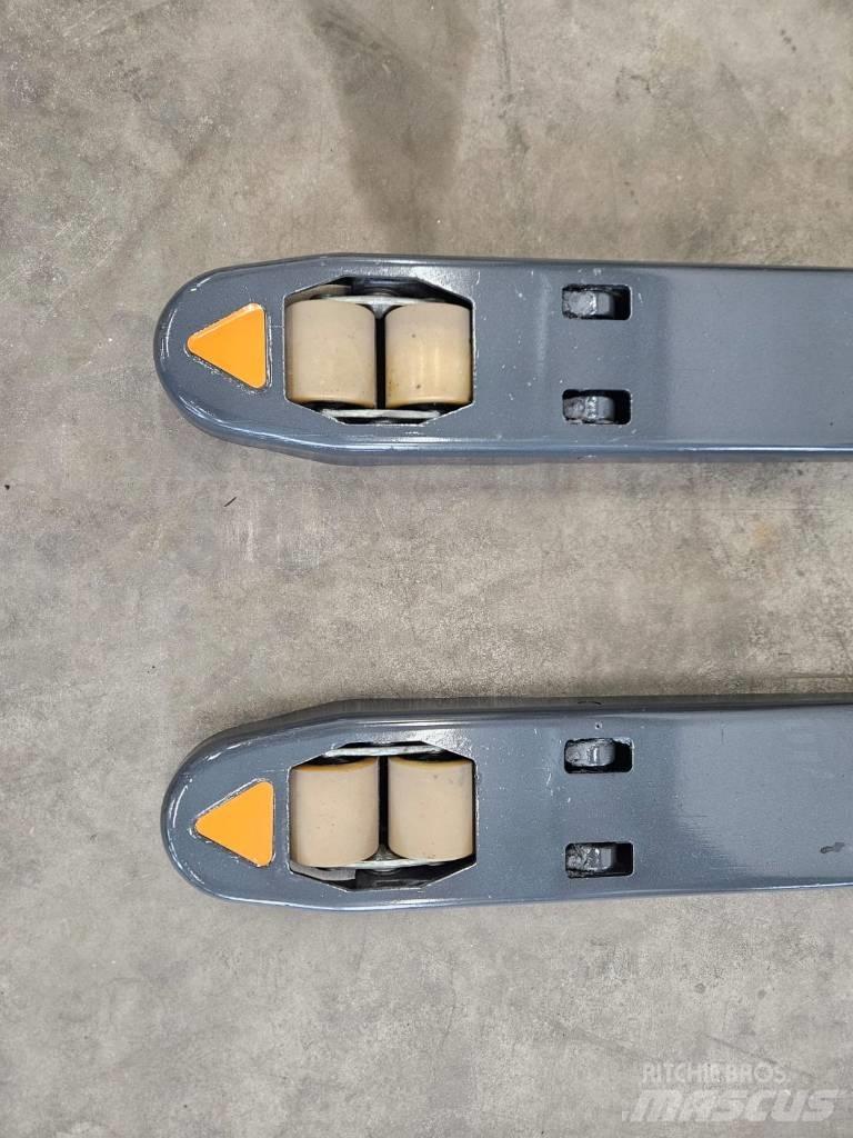 Crown WT 3040 E Nisko podizni električni viličar sa platformu