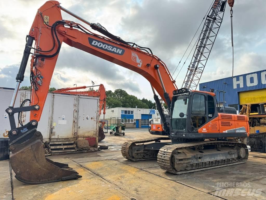 Doosan DX 300 LC-5 Bageri gusjeničari