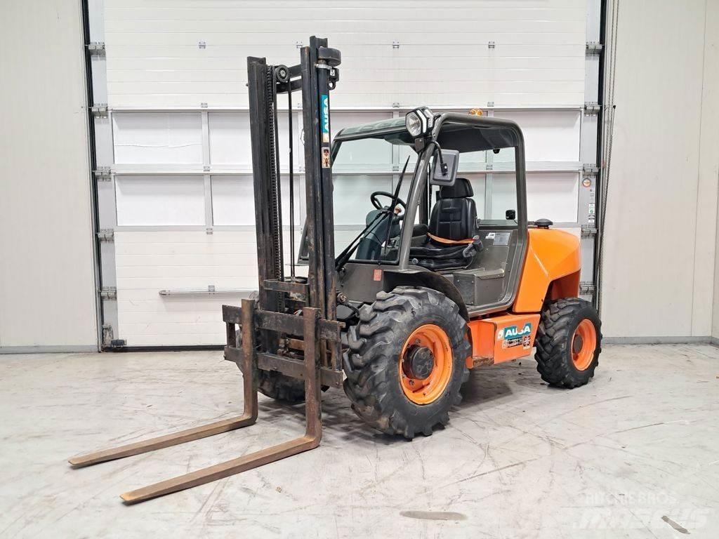 Ausa C251 HX4 Terenski viličar
