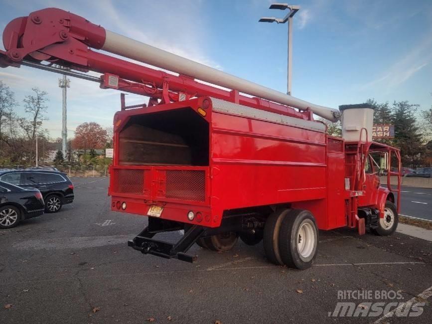 International 4700 Auto košare
