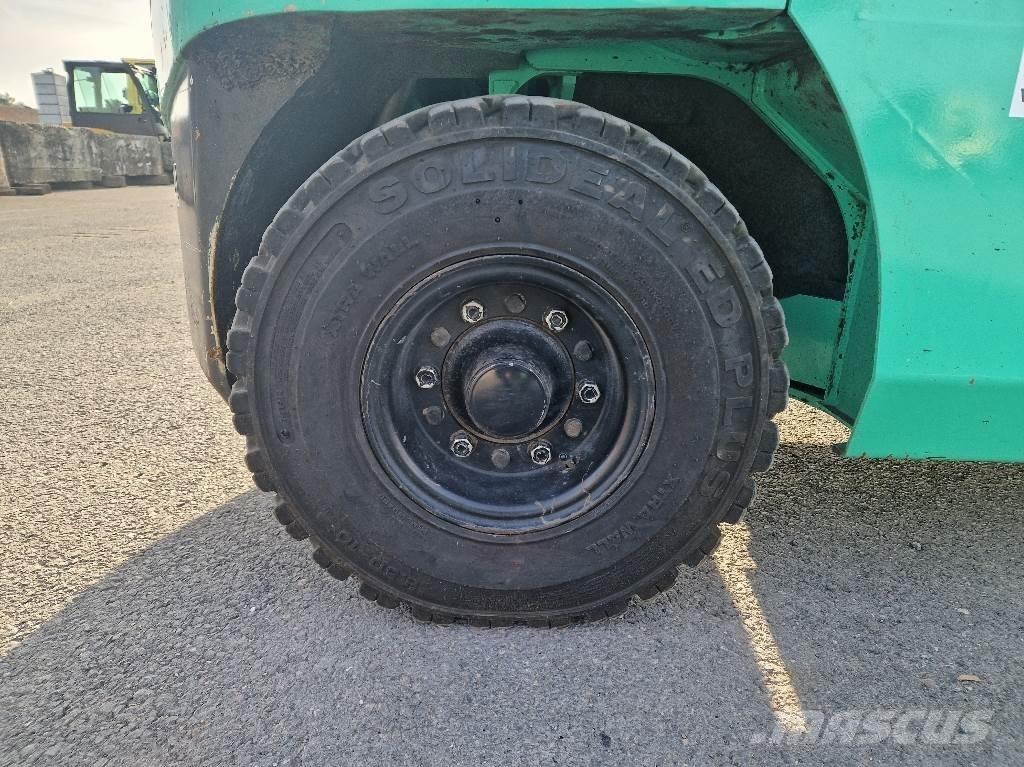 Mitsubishi FD30N Viličari sa pomičnim stupom