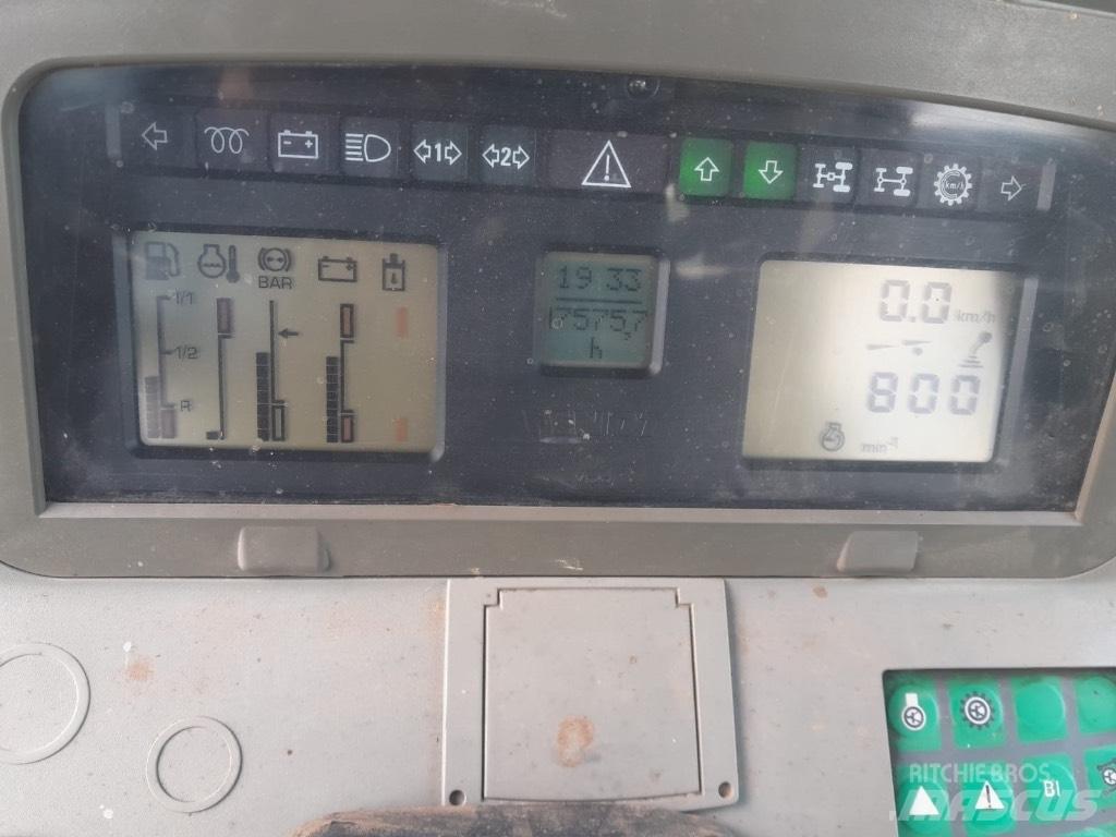 Fendt 712 Vario Traktori