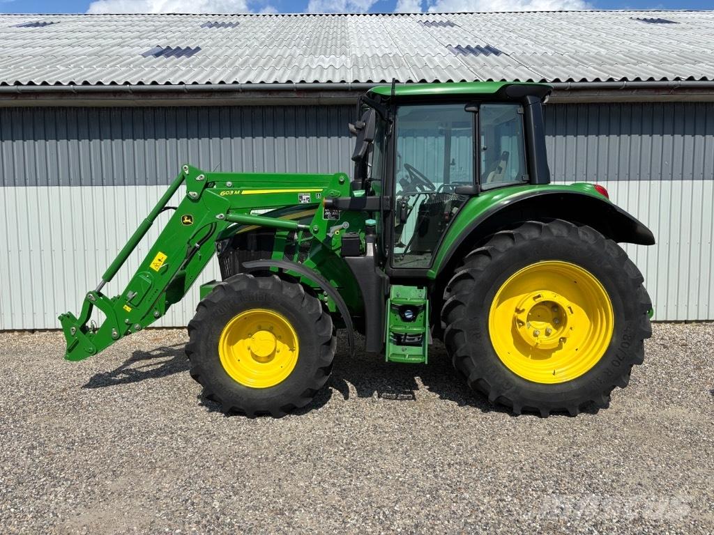 John Deere 6120 M Traktori