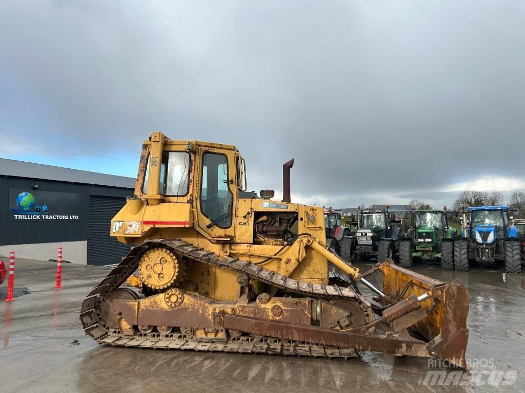 CAT D 5 H Buldožeri gusjeničari