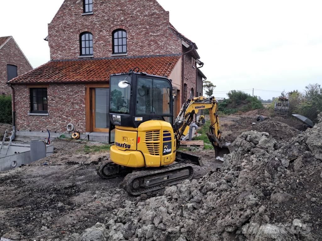 Komatsu pc24 mr Mini bageri <7t