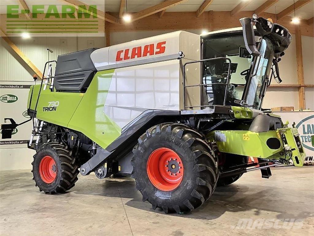 CLAAS trion 730 Kombajni