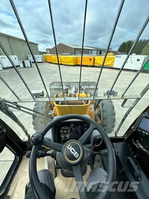 JCB TM320 Teleskopski viličari