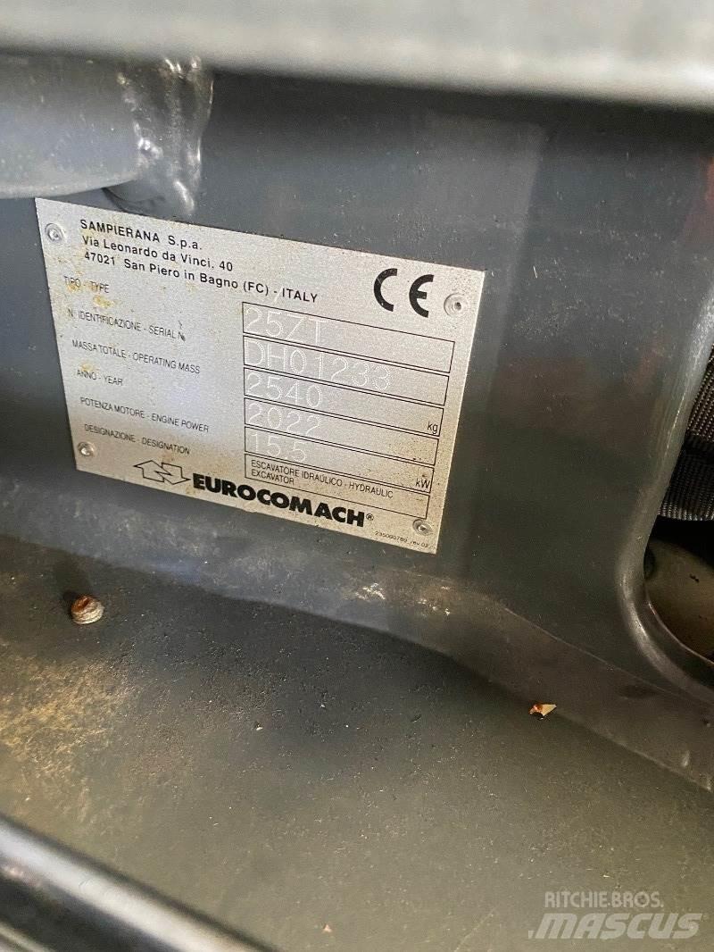 Eurocomach 25ZT Mini bageri <7t