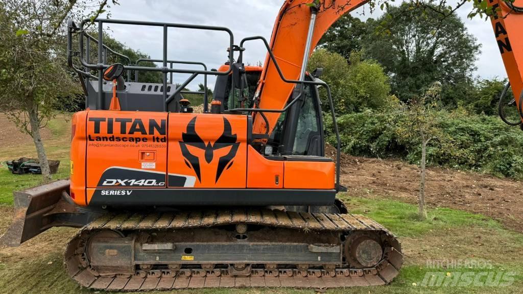 Doosan DX140LC-5 Bageri gusjeničari