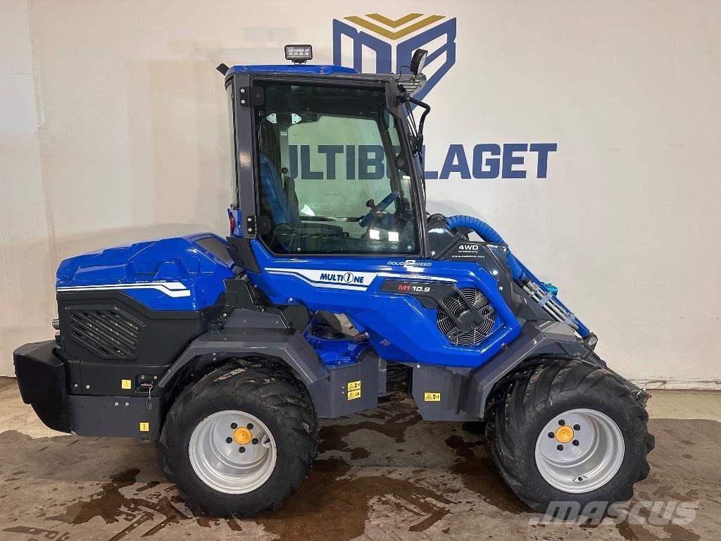 Multione 10.9 Skid steer mini utovarivači