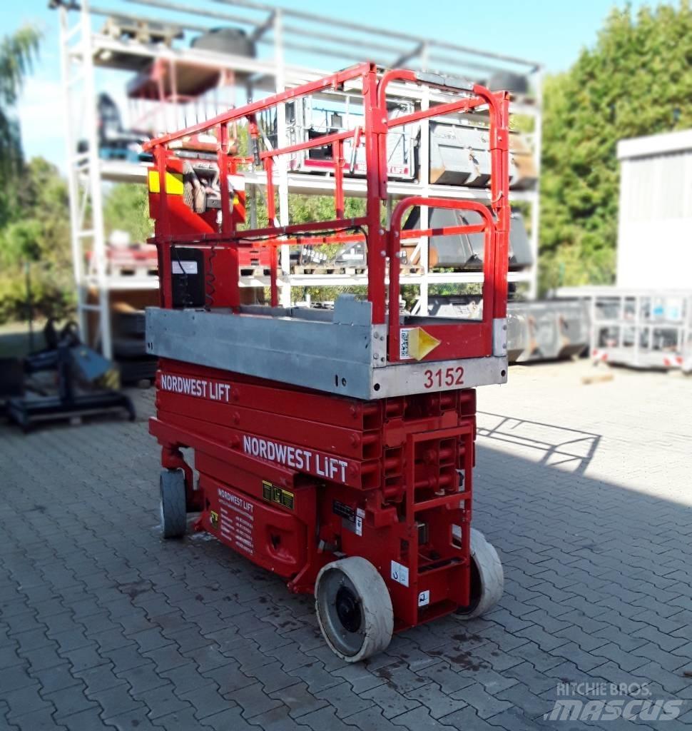 JLG 2630 ES Škaraste platforme