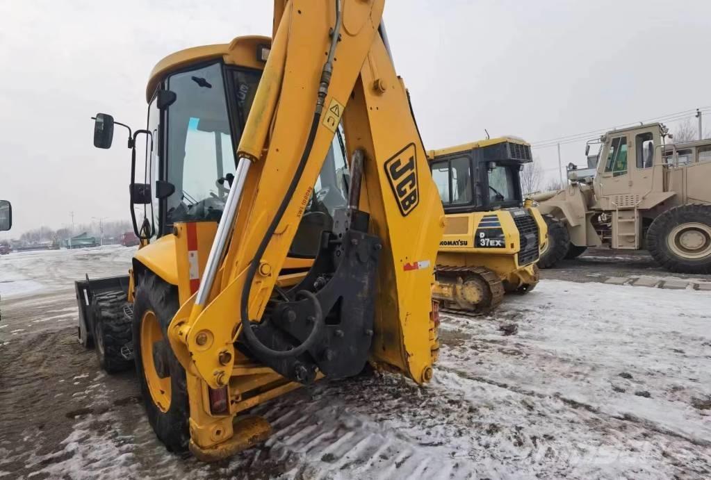 JCB 3CX Utovarni rovokopači