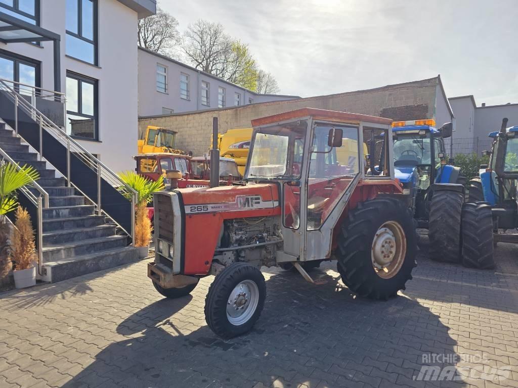 Massey Ferguson 265 Traktori