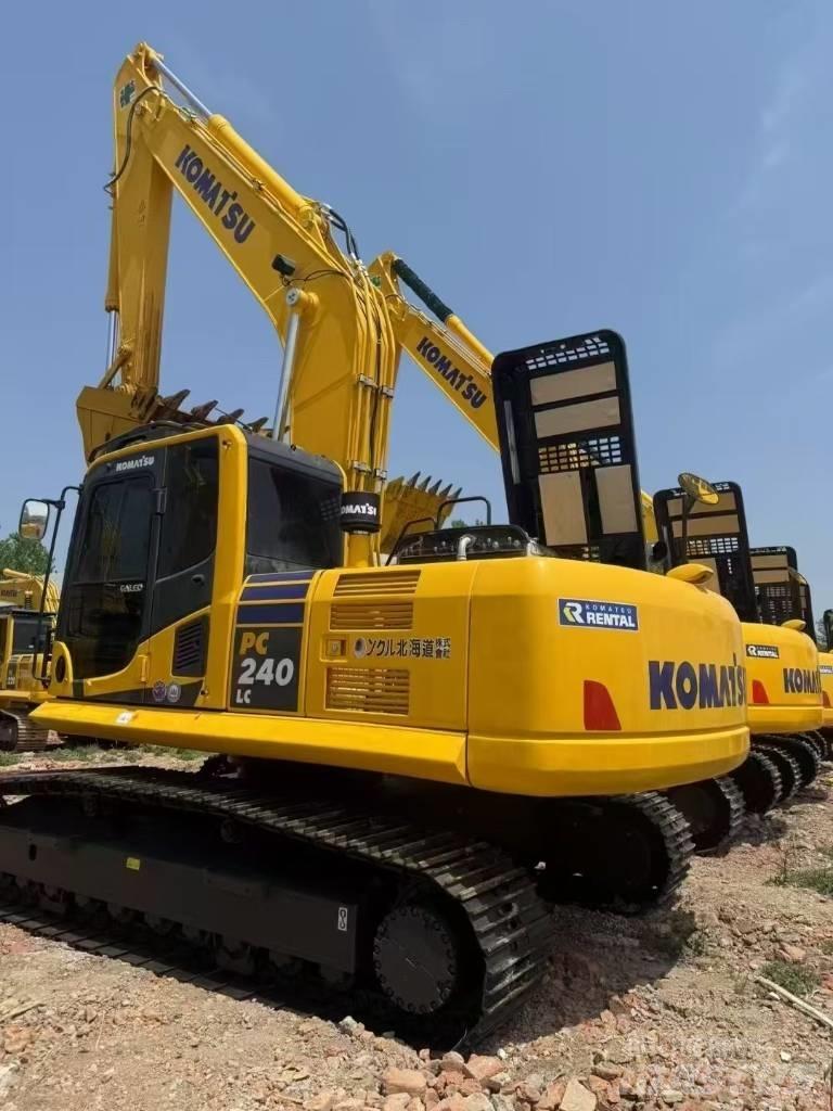 Komatsu 240LC-8 Bageri gusjeničari
