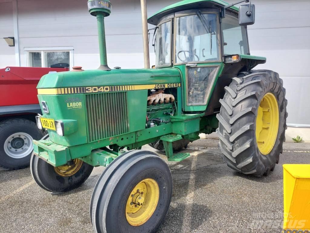 John Deere 3040 Traktori