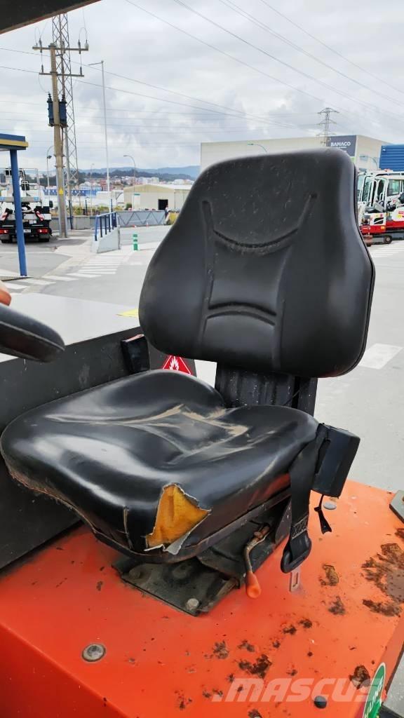 Ausa D 250 RHGS Demperi za gradilišta