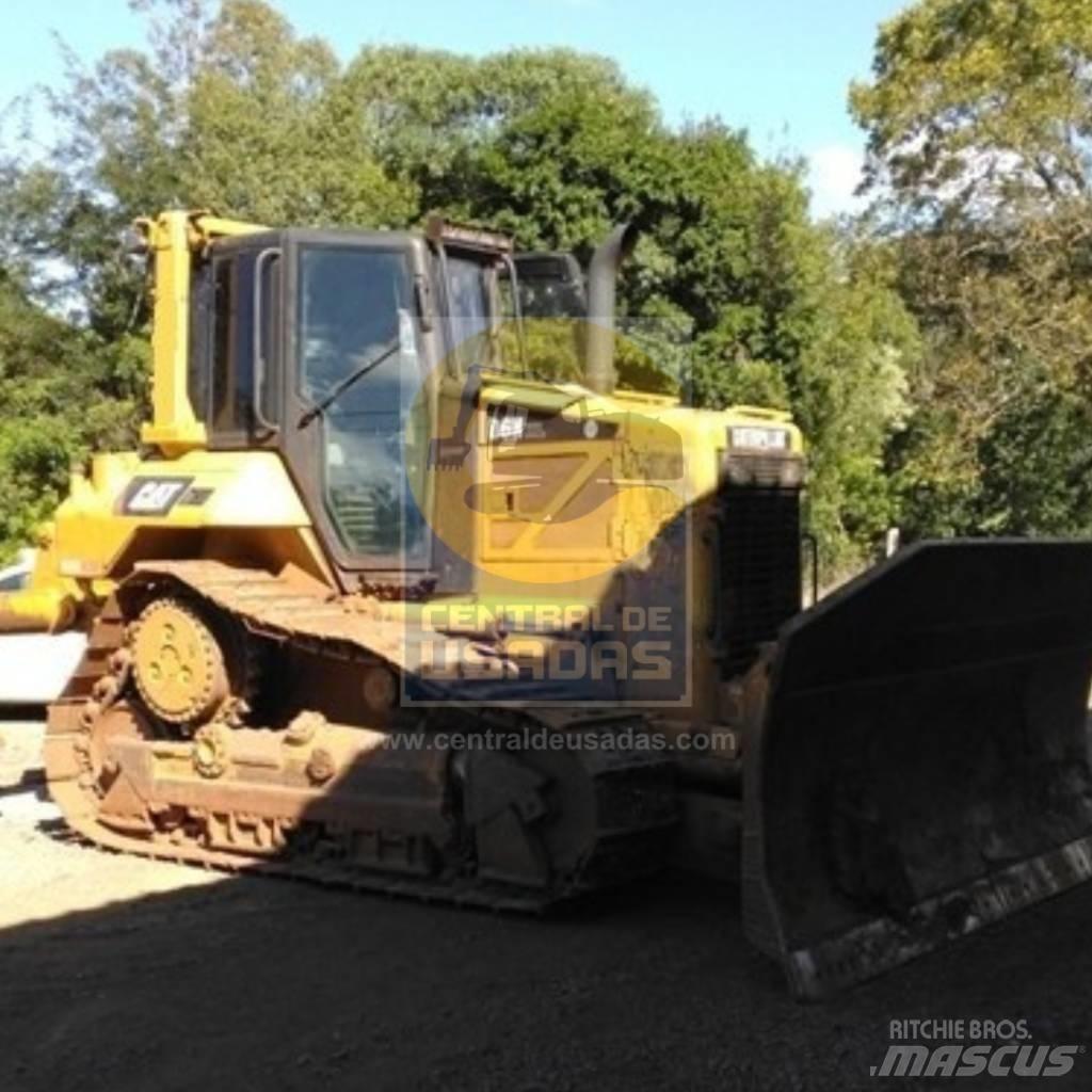 CAT D 6 N XL Buldožeri gusjeničari