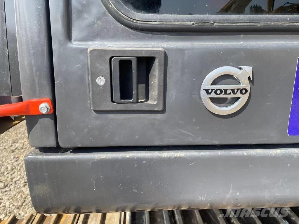 Volvo ec240 Bageri gusjeničari