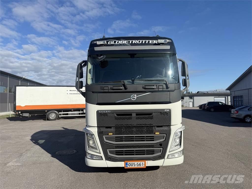 Volvo FH 500 8X4 Rol kiper kamioni s kukama za dizanje