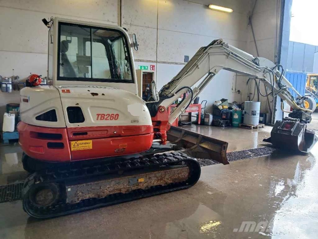 Takeuchi TB 260 Mini bageri <7t
