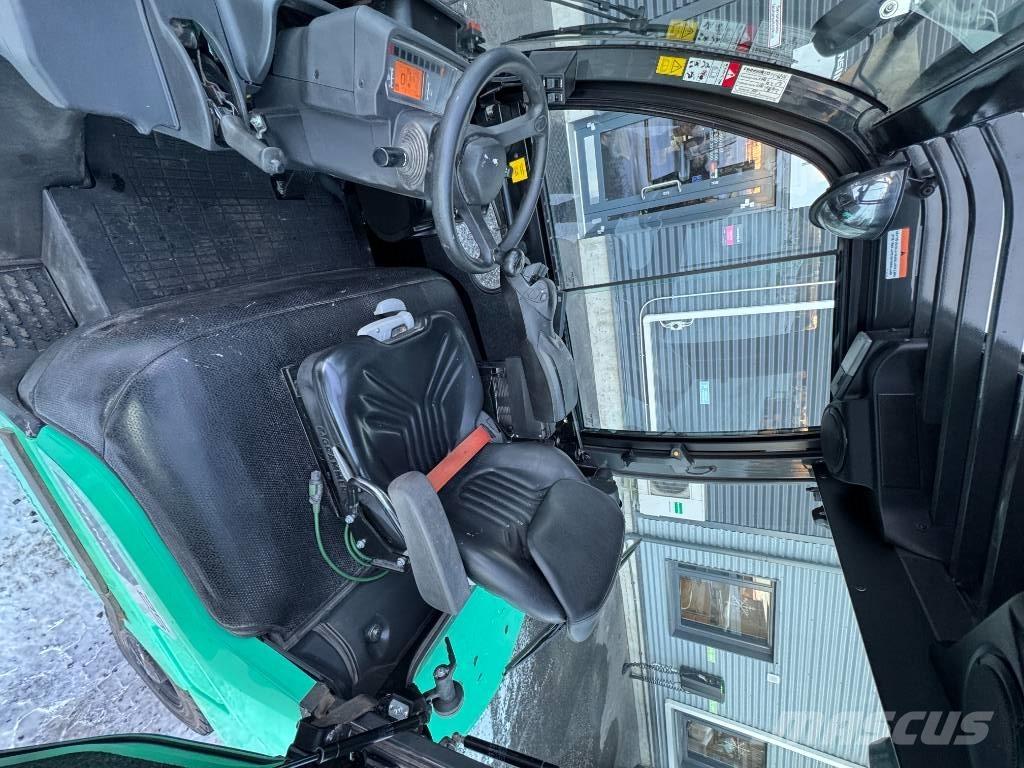 Mitsubishi FD25N3 Dizelski viličari