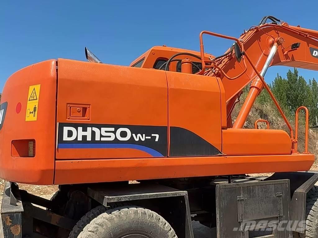 Doosan DH150 W-7 Bageri na kotačima