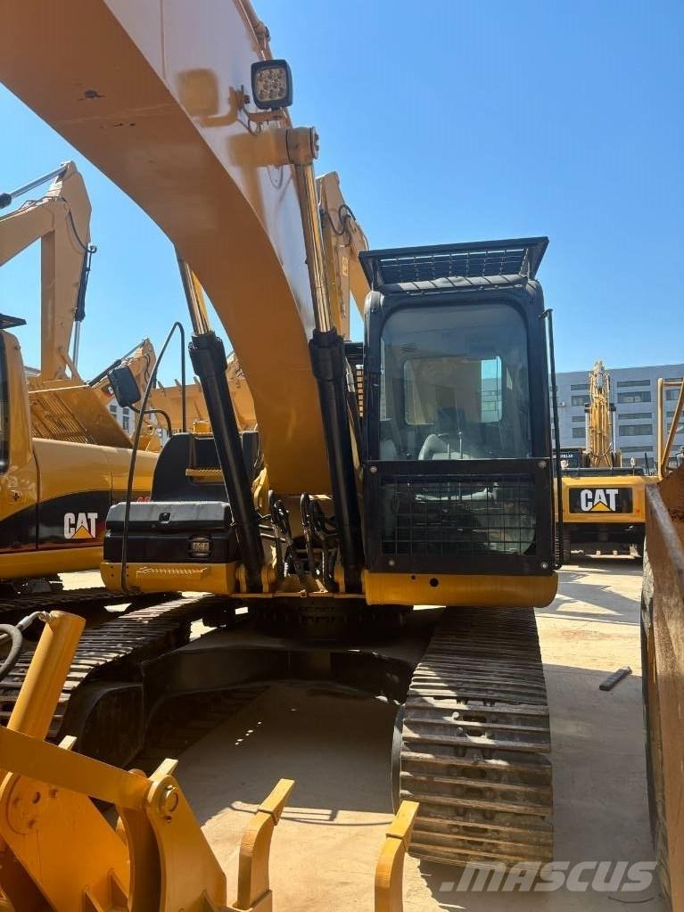 CAT 320D Bageri gusjeničari
