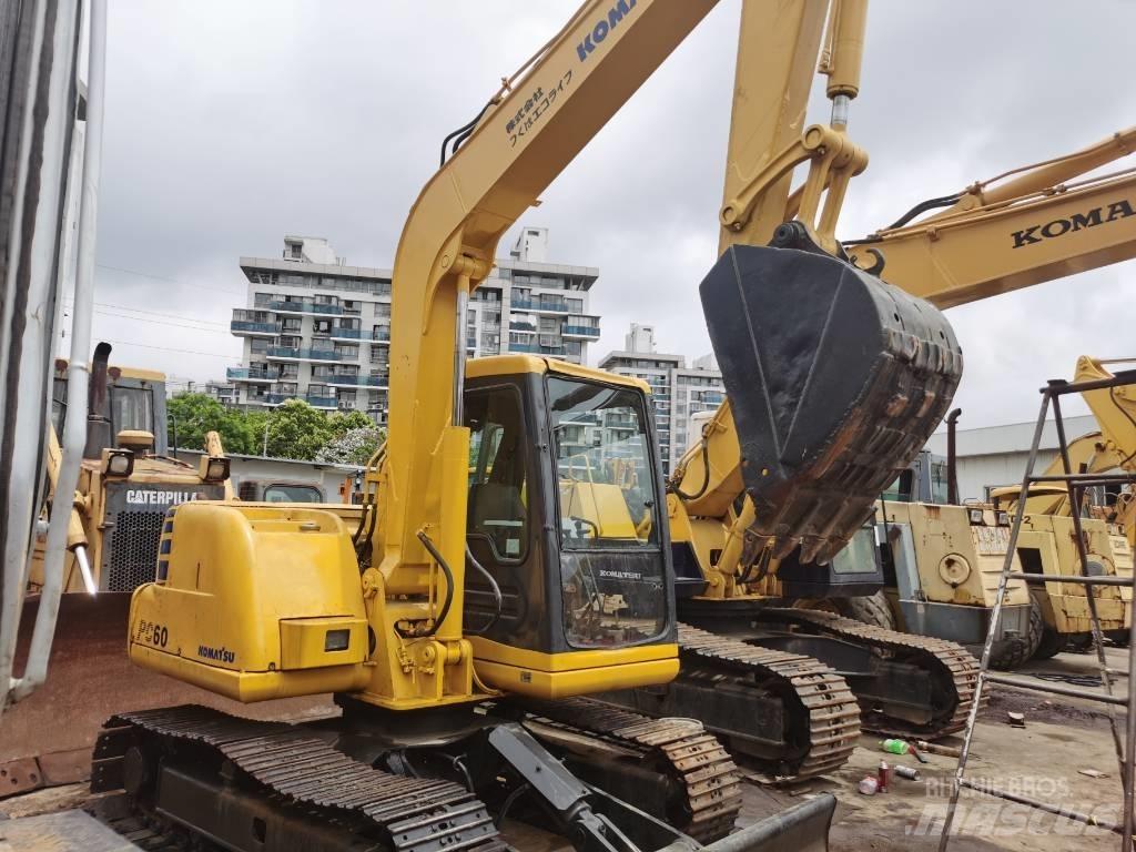 Komatsu PC60-7 Bageri gusjeničari