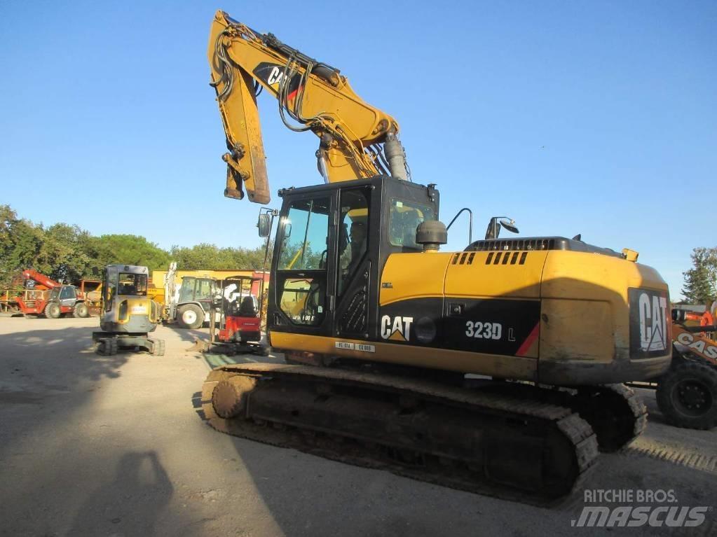 CAT 323 D L Bageri gusjeničari
