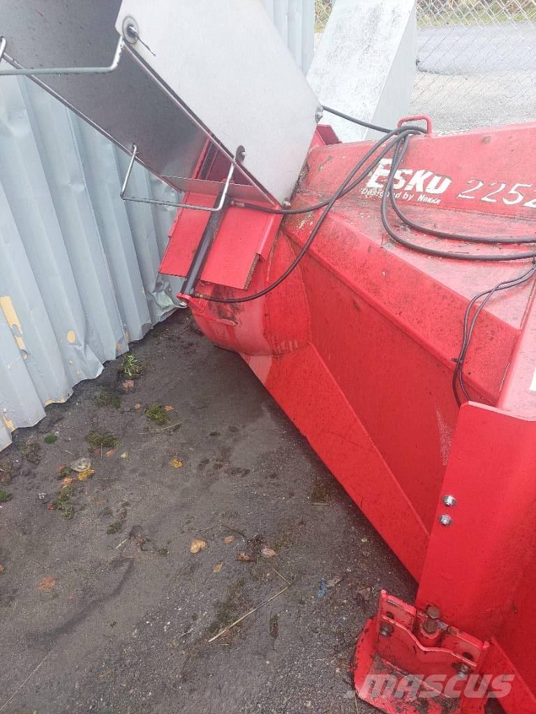 Esko 2252 H Sniježne freze