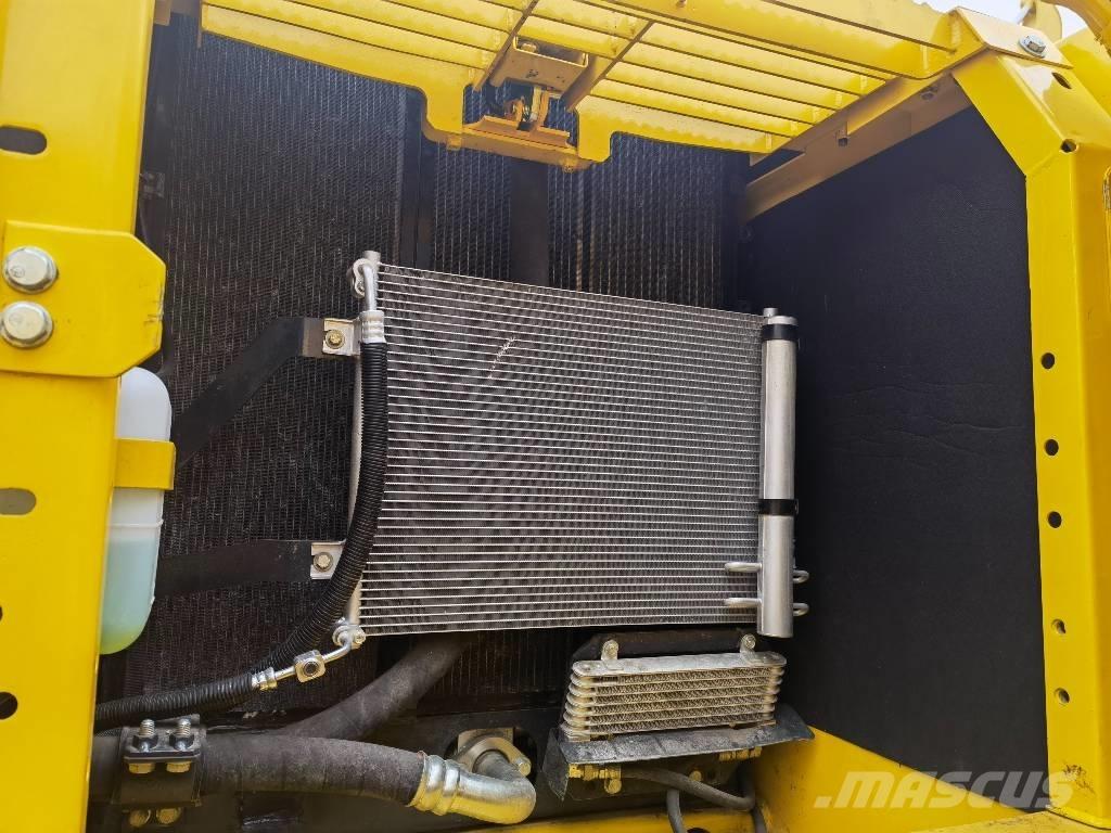 Komatsu pc200-8 Bageri gusjeničari