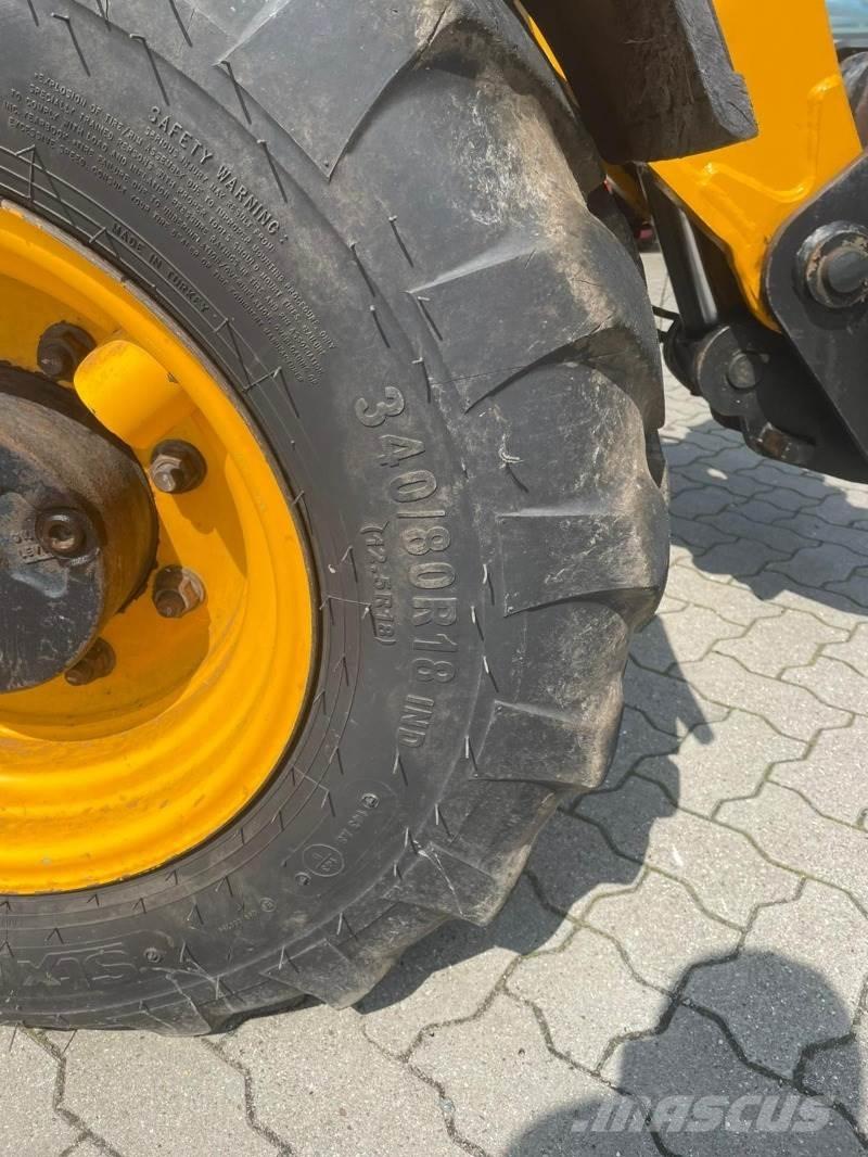 JCB 525.60 Teleskopski viličari