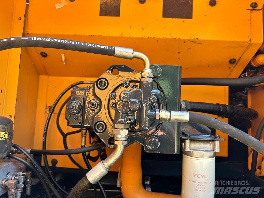 Hyundai R305LC-9s Bageri gusjeničari