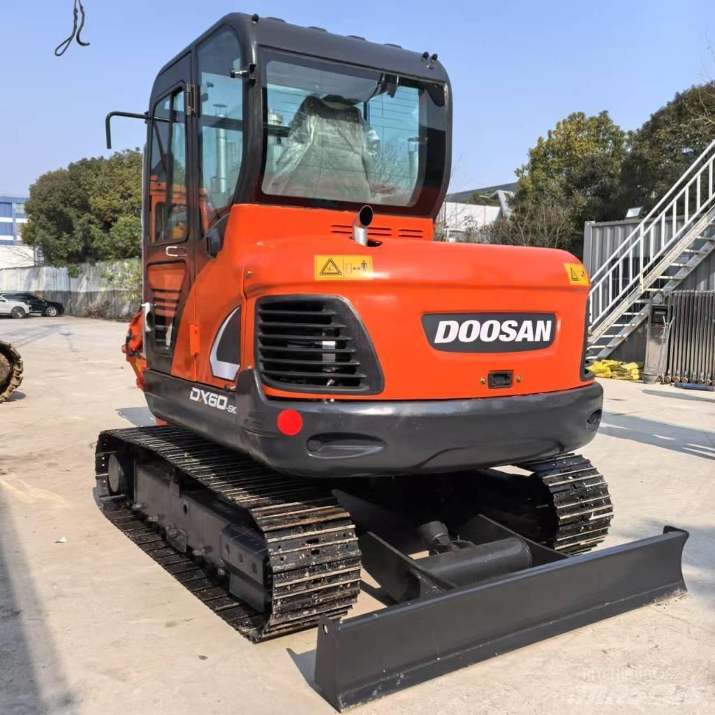 Doosan DX 60-9 C Bageri gusjeničari