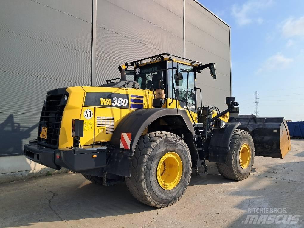 Komatsu WA380-8E0 Utovarivači na kotačima