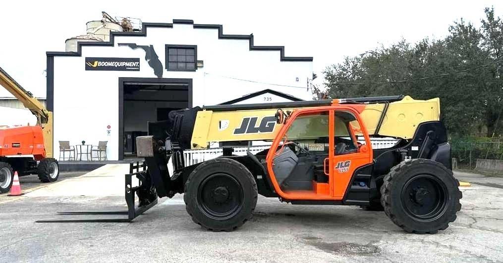 JLG 1255 Teleskopski viličari